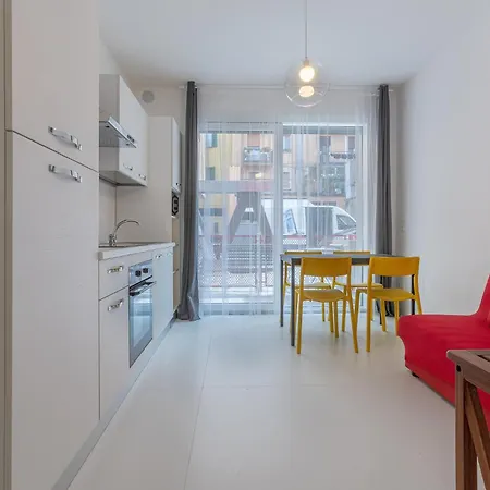 Guesthost - Academy Of Fine Arts - Modern With Balcony! Апартаменты *